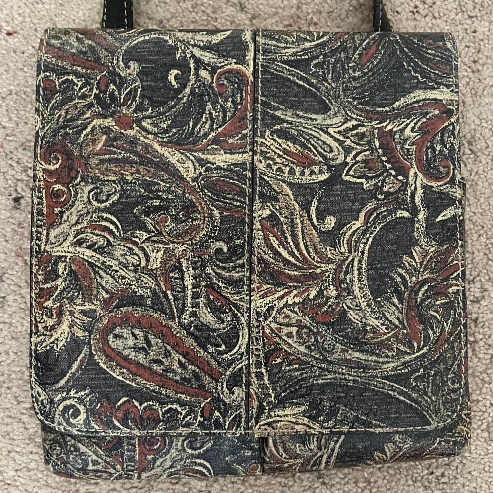 This Patricia Nash bag has been a great bag